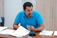 Vereador Dinarte Farias solicita informações pelo não cumprimento de Lei Municipal referente ao Sistema de Coleta Seletiva de Resíduos Sólidos