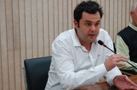 Vereador Dinarte Farias solicita informações sobre preparativos ao cumprimento da Lei da Coleta Seletiva de Resíduos Sólidos em Getúlio Vargas